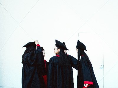 저소득 대학생 생활 장학금