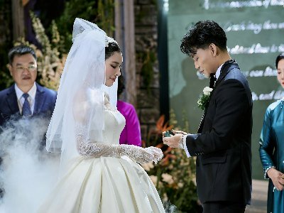 청각장애 커플의 수어 결혼식